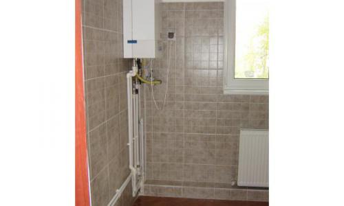 Vand apartament 4 camere sector 3 , bd.Camil Ressu nr. 49 , bloc tip H , la statia de metrou Nicolae Grigorescu ?i la statia de RATB Ilioara , etaj 2 din 4 ,parc IOR ,scoli , liceu , gradinite , strand, crese,policlinica , magazine, piata Ambrozie,etc.