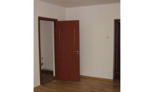 Vand apartament 4 camere sector 3 , bd.Camil Ressu nr. 49 , bloc tip H , la statia de metrou Nicolae Grigorescu ?i la statia de RATB Ilioara , etaj 2 din 4 ,parc IOR ,scoli , liceu , gradinite , strand, crese,policlinica , magazine, piata Ambrozie,etc.
