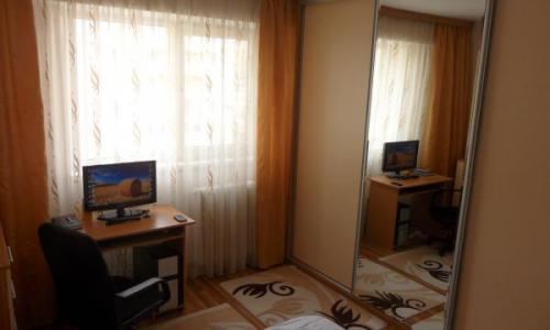 proprietar vand ap. 2 cam. dec. in constanta . zona boema
