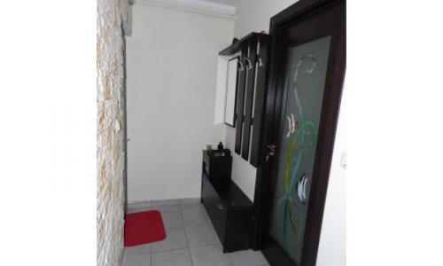 Ap 2 centrala/et 1 / complet renovat zona Astra