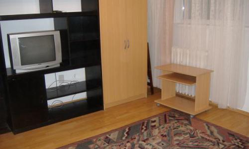 Campia Libertatii (intersectie cu Baba Novac), Particular, 2 camere, stradal, etaj 8/10, 2 lifturi, 55 mp, bloc reabilitat termic, decomandat (circular), mobilat modern, utilat, renovat