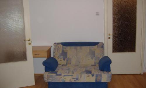 Campia Libertatii (intersectie cu Baba Novac), Particular, 2 camere, stradal, etaj 8/10, 2 lifturi, 55 mp, bloc reabilitat termic, decomandat (circular), mobilat modern, utilat, renovat