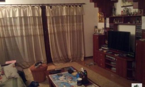 Baicoi casa de vanzare