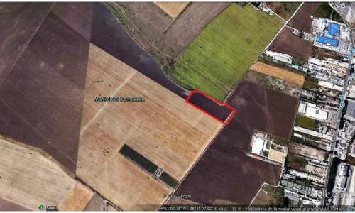 Teren 2,5ha parcelabil in loturi de 3000mp situat in Constanta zona Halele Zip si salonul de nunti Elton Balroom.terenul se afla la 80mp de utilitati si are depusa documentatia pentru obtinerea puz,estre pretabil pentru constructii civile sau industriale