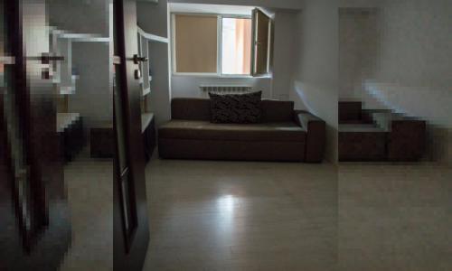 Vand apt 3 camere,Piata Delfinului,Soseaua Pantelimon nr. 249, bloc 1975 si reabilitat in 2017. Apt este situat la etajul 2 / 12, compus din doua dormitoare, un living, un hol, 2 grupuri sanitare (unul cu cada de colt), bucatarie open space, si 1 balcon