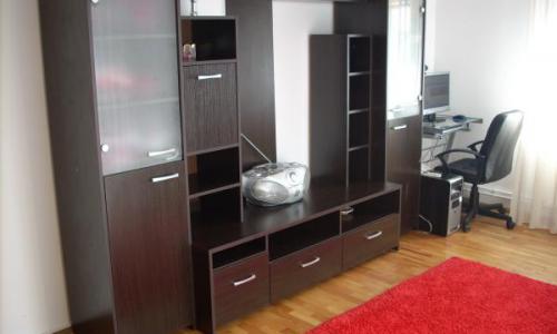 Vand apartament 2 camere, decomandat, Palatul Parlamentului ( Libertatii- Regina Maria)