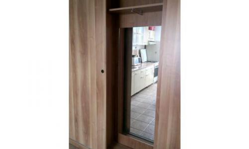 Vand apartament 3 camere semidecomandat, zona Stefan cel Mare