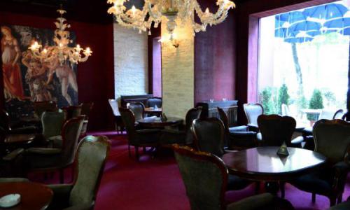 Vand/Predau Cafenea/Bar/Terasa/Restaurant Utilata La Cheie Blv Decebal