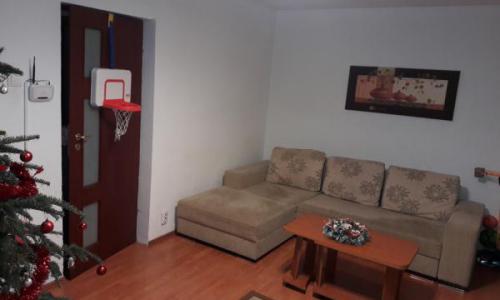 Vand apartament 2 camere,Militari