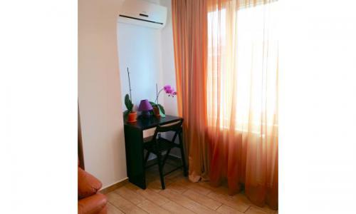 Proprietar inchiriez apartament 2 camere mobilat - zona 1 Decembrie - langa Billa Titan