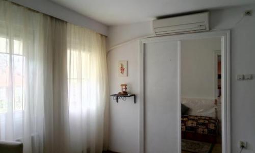 Inchiriez apt. 2 cam. Mosilor moiliat si utilat