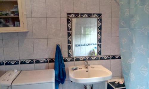 Inchiriez apt. 2 cam. Mosilor moiliat si utilat