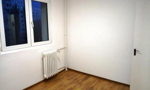 2 camere 1 Decembrie metrou