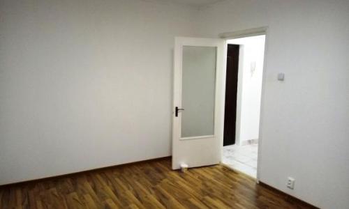 2 camere 1 Decembrie metrou