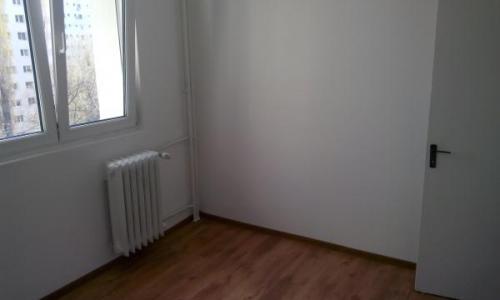 2 camere 1 Decembrie metrou