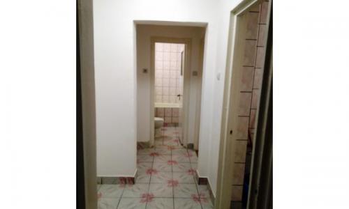 2 camere 1 Decembrie metrou