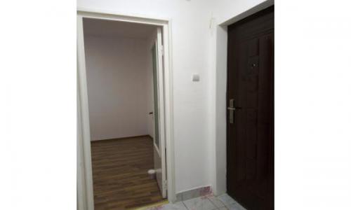 2 camere 1 Decembrie metrou