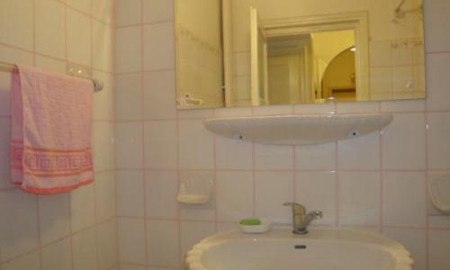 propietar 2 camere, inchiriez DECOMANDAT,et.2/3, f.spatios (65 mp), OCAZIE DEOSEBITA