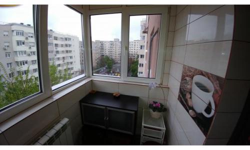 Vand apartament 3 camere renovat 2016, direct locuibil