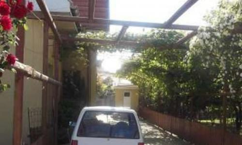 Vand vila cu 5 camere din caramida si acoperita cu tigla de Iasi.