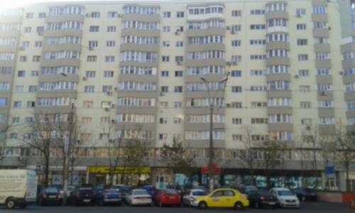 vand apartament 3 camere metrou dristor 2
