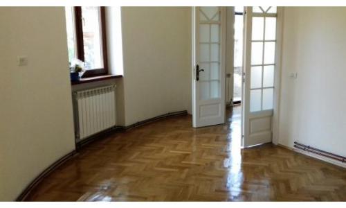 Unirii, spa?iu ideal birou firm?, 82 mp, ?n vil? de epoc?, Dealul Patriarhiei