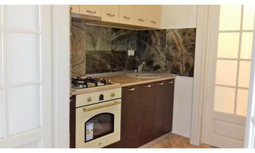 Unirii, spa?iu ideal birou firm?, 82 mp, ?n vil? de epoc?, Dealul Patriarhiei