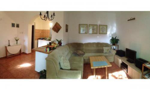 Casa de vanzare in Timisoara, zona Brancoveanu/Porumbescu, zona linistita si verde mult !