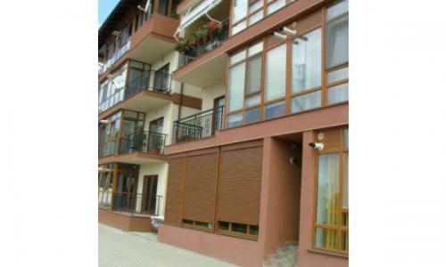 Apartament Mogosoaia situat langa padure