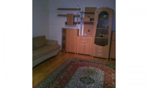 Particular inchiriez apartament 2 camere