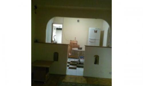 Particular inchiriez apartament 2 camere
