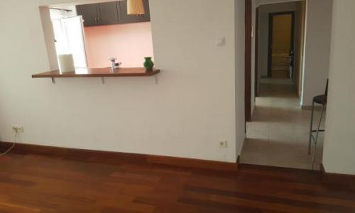 Proprietari seriosi vand apartament renovat,utilat si spatios in Lacul Tei/Moisil.