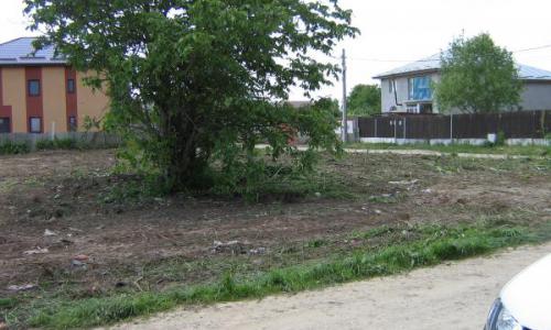 V?nd teren construibil intravilan ?n Vestul Bucure?tiului , dou? deschideri , ?n Dragomire?ti- Vale / Ilfov , zona Prim?riei , Liceului , la 5 min. de Bucure?ti