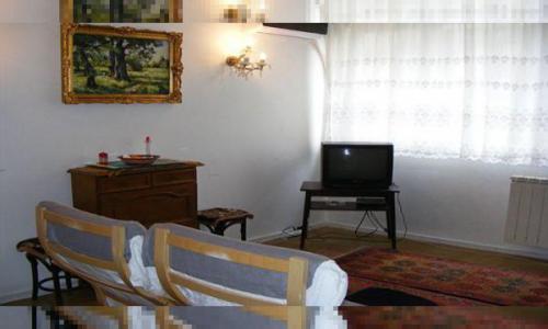 Apartament 4 camere Drumul Taberei - zona Romancierilor - 66.900 euro NEGOCIABIL
