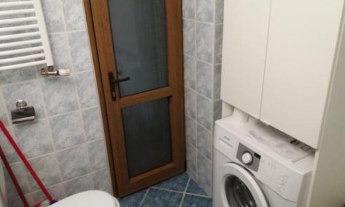 Inchiriez apartament 2 camere zona Decebal