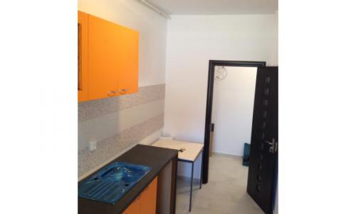 Inchiriez 1 Decembrie Pallady 3 Min Metrou www.palladyavenue.ro Garsoniera Bloc Nou Etaj 1 8mp Bucatarie 20mp Camera Decomandata 4,7mp Hol 5mp Baie 8mp Balcon 46mp Utili Pretabil Cabinet Stomatologic Coafor Salon Cosmetica Birou FirmaPret: 240 EURO