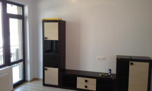 Inchiriez 1 Decembrie Pallady 3 Min Metrou www.palladyavenue.ro Garsoniera Bloc Nou Etaj 1 8mp Bucatarie 20mp Camera Decomandata 4,7mp Hol 5mp Baie 8mp Balcon 46mp Utili Pretabil Cabinet Stomatologic Coafor Salon Cosmetica Birou FirmaPret: 240 EURO