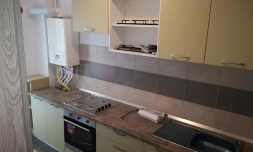 Inchiriez GarsonieraTitan Lux Bloc Nou 7 Min Metrou Fetesti Steriade
