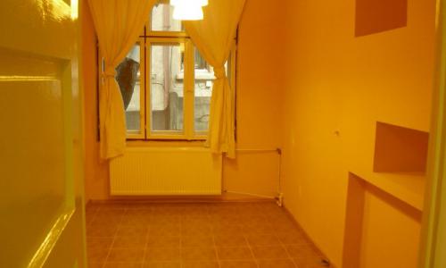 Vand Apartament 2 camere in VILA ultracentral