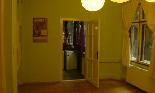 Vand Apartament 2 camere in VILA ultracentral