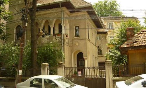 Vand Apartament 2 camere in VILA ultracentral