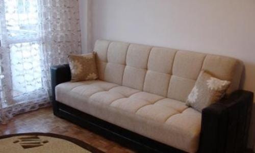 cazare (inchiriez) apartament 2 camere Brasov