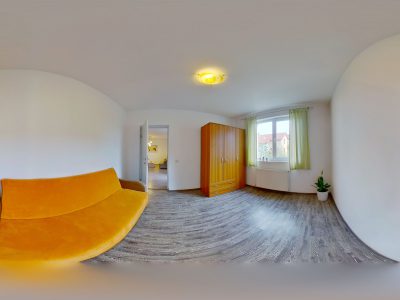 EXPLOREAZA VIRTUAL! Ospitaliera proprietate, in cartierul renascut al Brasovului