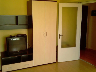 Titulescu, garsoniera lux, decomandata, complet mobilata si utilata modern