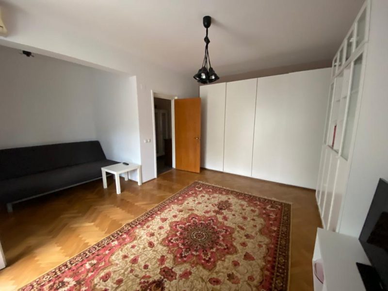 Inchiriere Apartament 2 camere in vila Pajura - 450 Euro