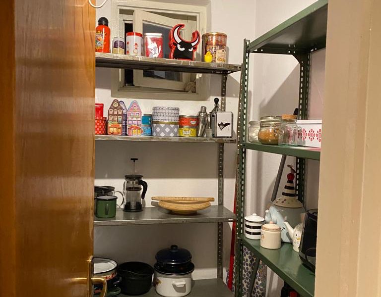 Inchiriere Apartament 2 camere in vila Pajura - 450 Euro