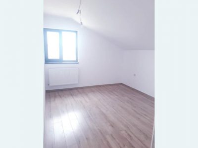 Casa de vanzare