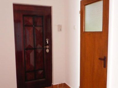 Se vinde! Apartament de 3 camere in Dristor
