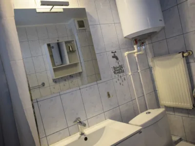 Proprietar de Aviației: Etajul 1, bloc de 4 etaje