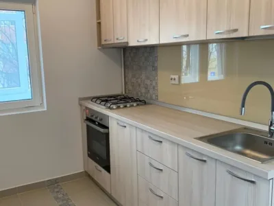 Inchiriez apartament 2 camere
